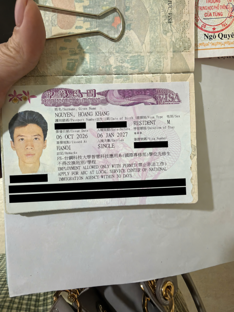 Ảnh: Visa du học Đài Loan của Nguyễn Hoàng Khang, học sinh Trường THPT Cửa Tùng.