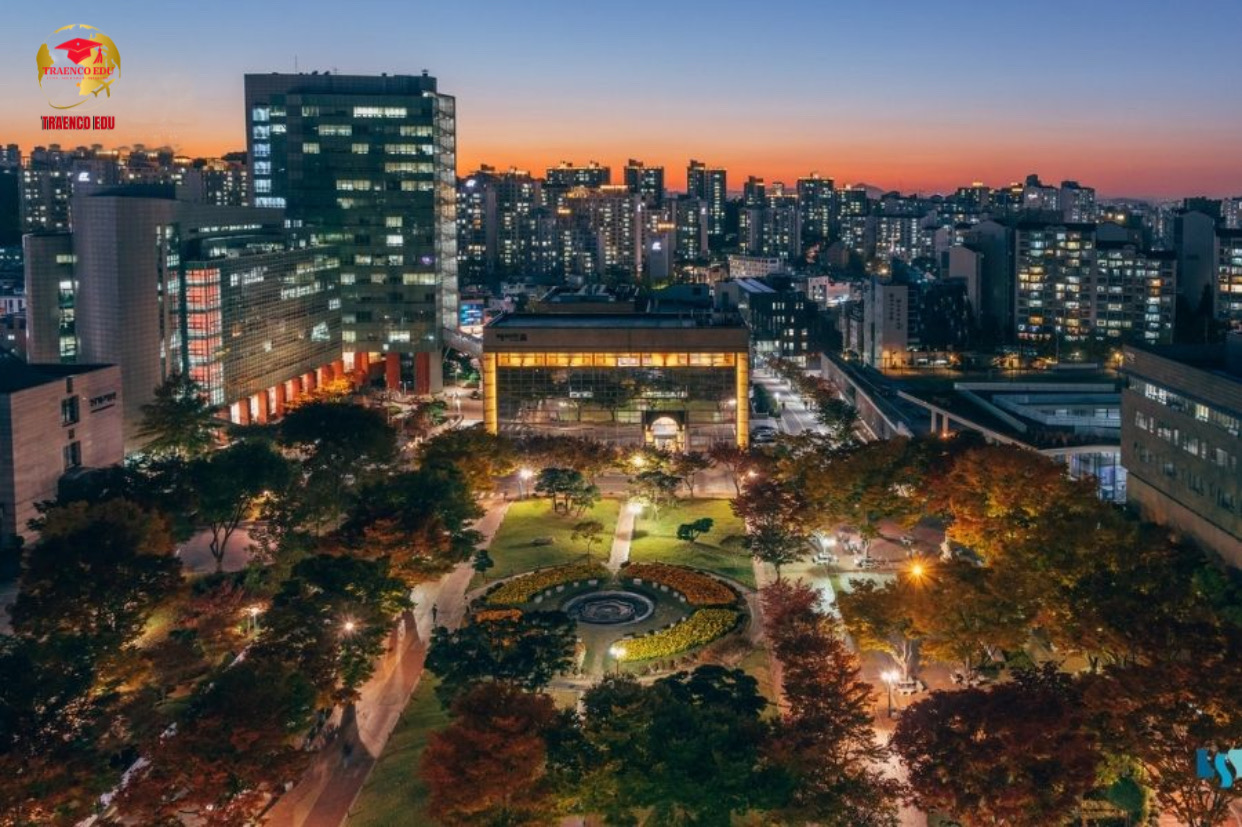 Toàn cảnh ĐH Soongsil về đêm.
