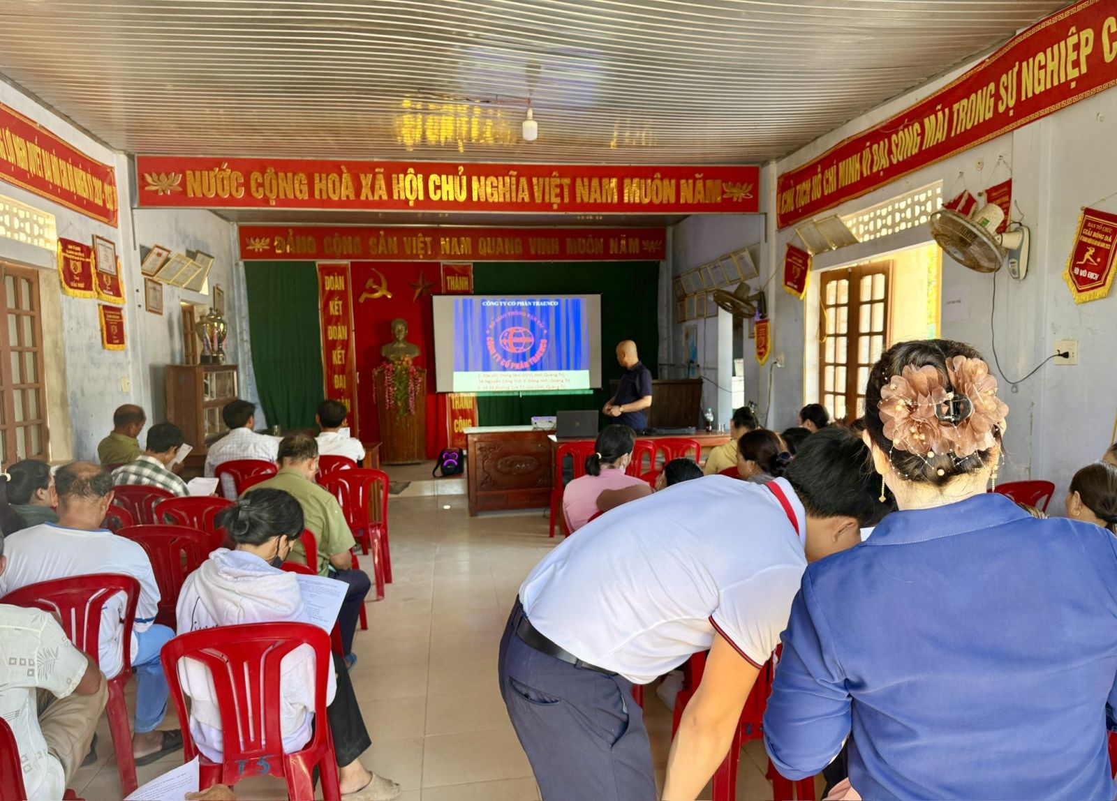 Hoạt động tư vấn giới thiệu việc làm của Traenco Edu tại Ba Đồn Trung Thuần